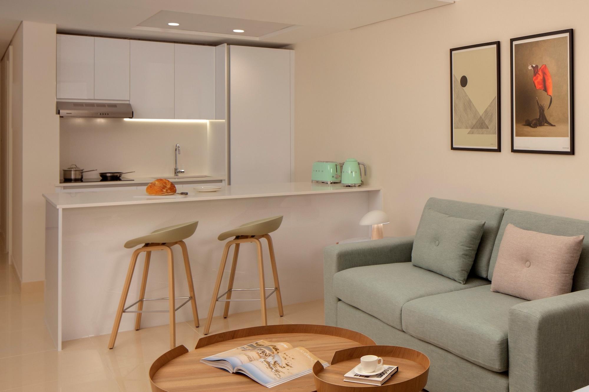 Staybridge Suites Dubai Internet City Bagian luar foto
