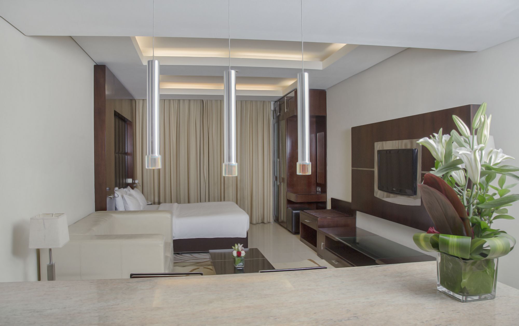 Staybridge Suites Dubai Internet City Bagian luar foto